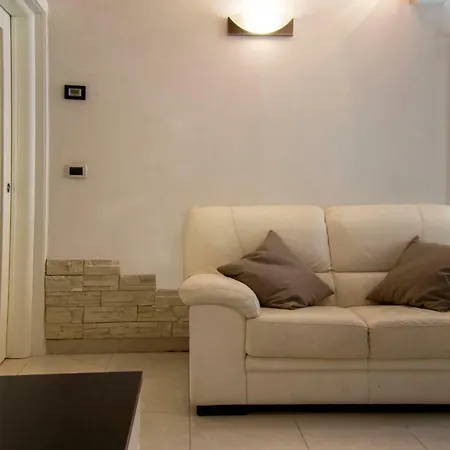 Apartment Bianconiglio